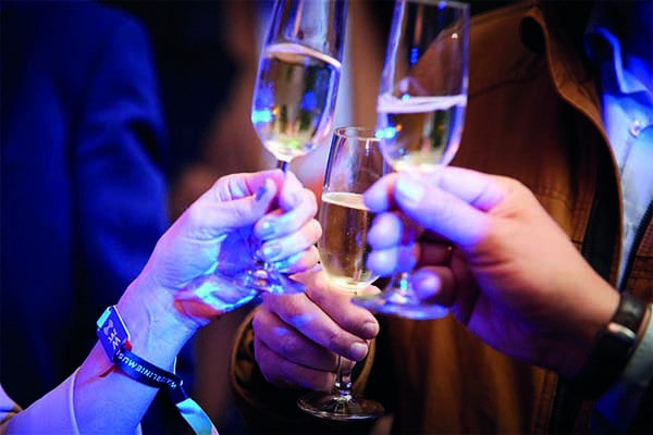 Feesten champagne Champagne feesten Fort Vechten